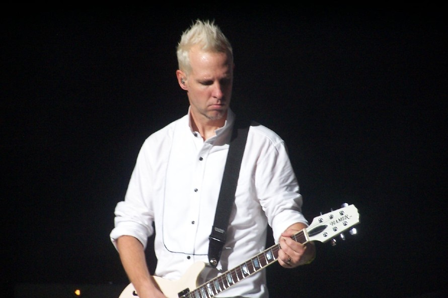 No_Doubt_tom_dumont_7dc13ac209.jpg